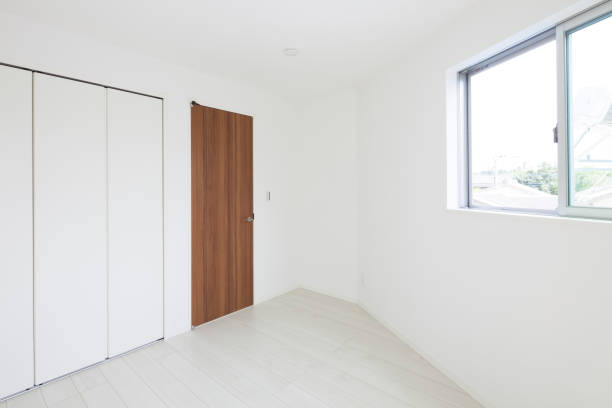 istock Living space with no furniture 1220882254