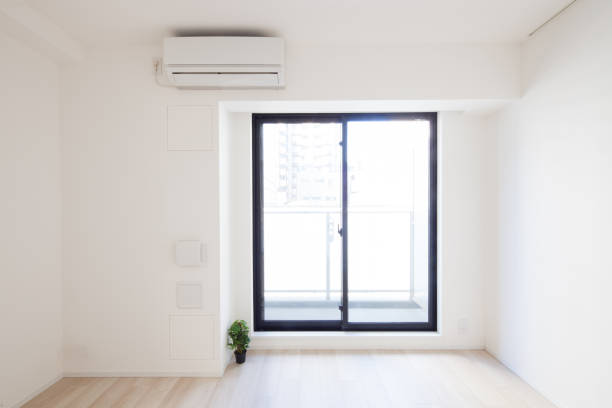 istock Living space with no furniture 1220883082