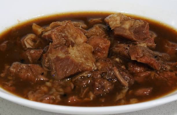 istock Chinese braised beef brisket with radish 1220914453