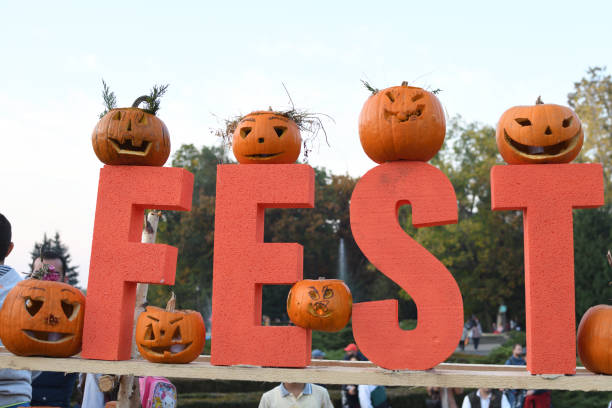 istock Halloween Pumpkin Carvings 1220922544