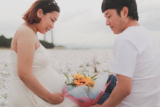 istock Asian Couple before childbirth 1220971058