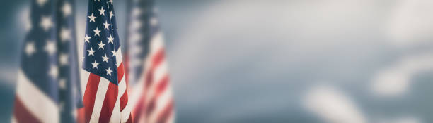 記念日、7月4日、労働者の日のためのアメリカの旗 - アメリカ政府 ストックフォトと画像