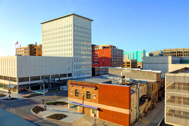 istock Downtown Topeka, Kansas 1221035999
