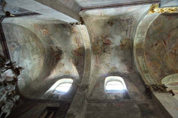 abadia cisterciana na polônia - 15821 - fotografias e filmes do acervo