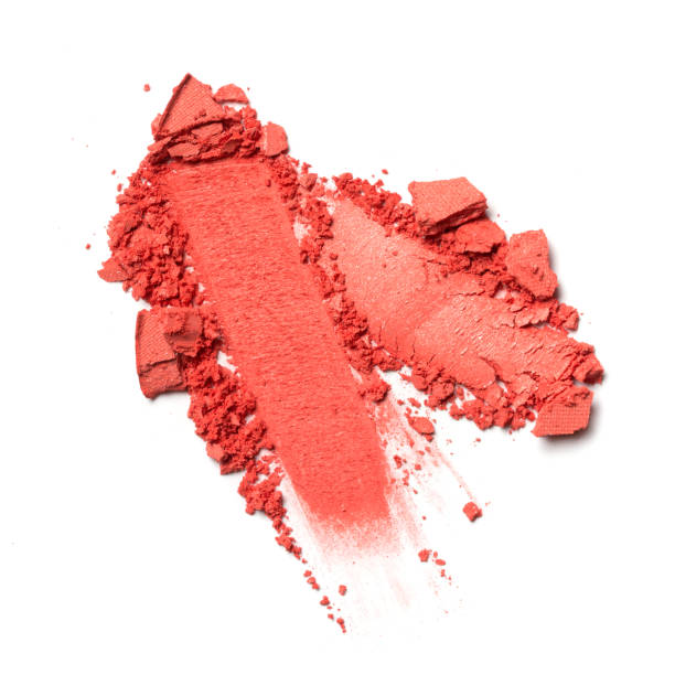 istock Broken bright eyeshadow as sample of cosmetic product isolated 1221127662
