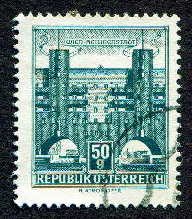 Austria stamps: Shows Karl Marx Hof, the longest single residential building in the world, Vienna - Heiligenstadt, series \
