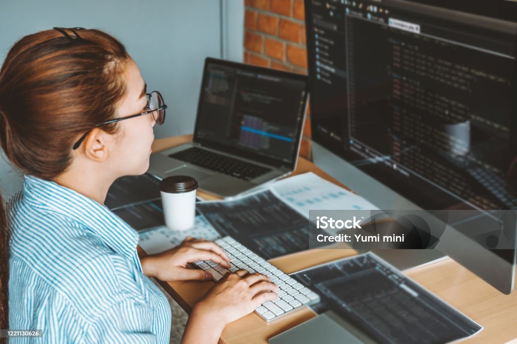Developing Programmer Team Reading Computer Codes Development Website ...