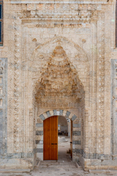 gok medrese in sivas city, türkei. - sivas stock-fotos und bilder