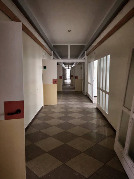 istock an old gangway in a hospital 1221151383