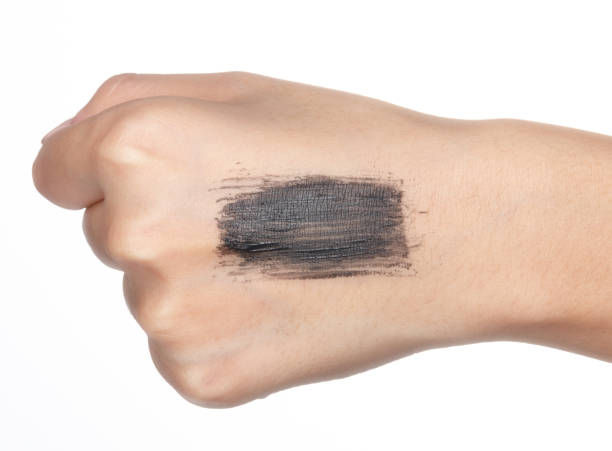 istock Test the texture of mascara on the hand. 1221151574