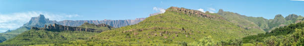 istock Panoramic view from the hiking trail to the Policemans Helmet 1221160592