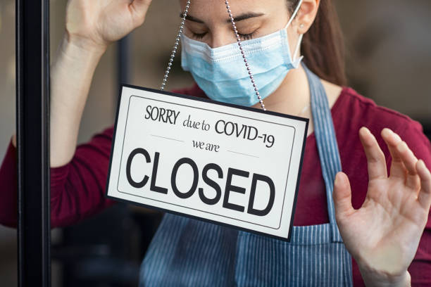 istock Small business in shutdown for covid-19 1221213474
