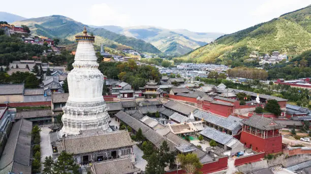 Photo of Gigantic white stupa of Tayuan temple in Wutai Shan, China