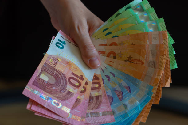istock Cash payment with Euro 1221315557