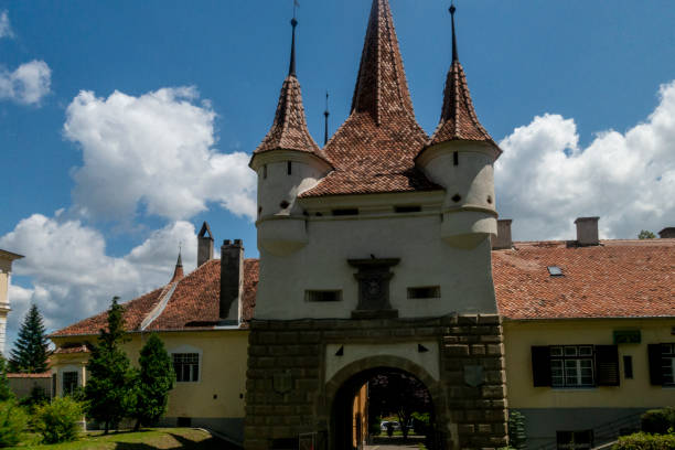 Catherine's gate in old city of Brasov, Transylvania, Romania Catherine's gate in old city of Brasov, Transylvania, Romania; summer day catherines gate stock pictures, royalty-free photos & images