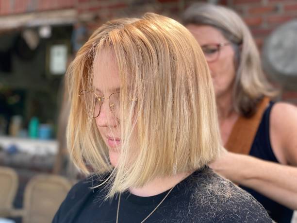 istock Corona hairdresser 1221370055