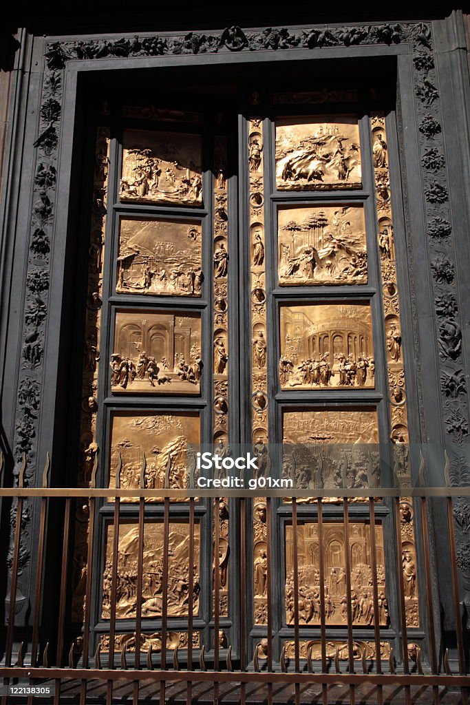 Ворота Paradise - Стоковые фото Дверь роялти-фри