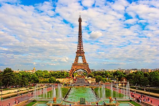 Beautiful photo of the Eiffel tower in Paris, France