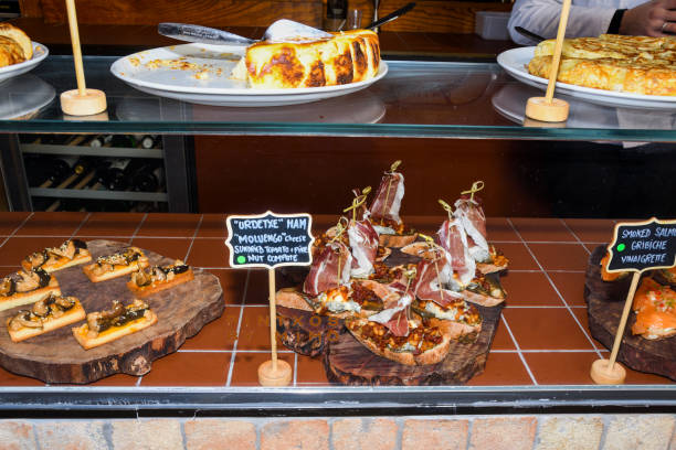 istock Fresh Food Buffet Brunch Catering Dining Eating 1221393064