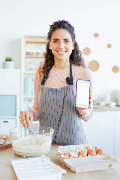 istock Food Blogger With Smartphone 1221405157