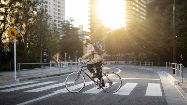 istock Food Courier Riding In the City 1221417054