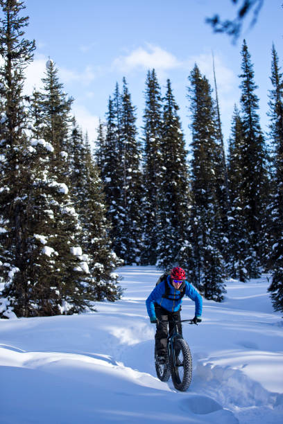 istock Winter Fat Bike Ride 1221467317