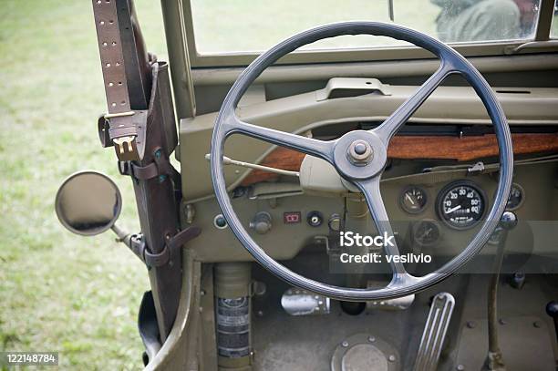Wwii 스티어링 휠 4x4 자동차에 대한 스톡 사진 및 기타 이미지 - 4x4 자동차, Allied Forces, Land Army