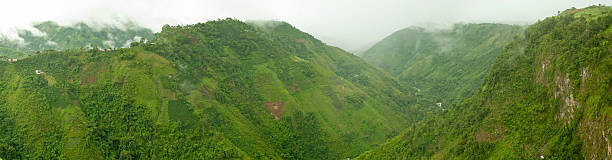 istock Colombian Landscape in the Andes 122148848
