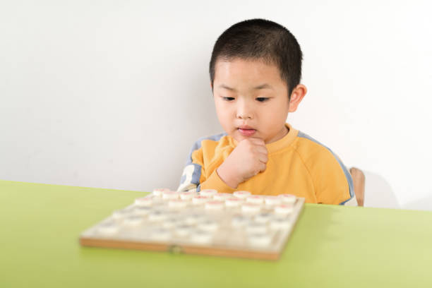 chinese chess - outsmart imagens e fotografias de stock