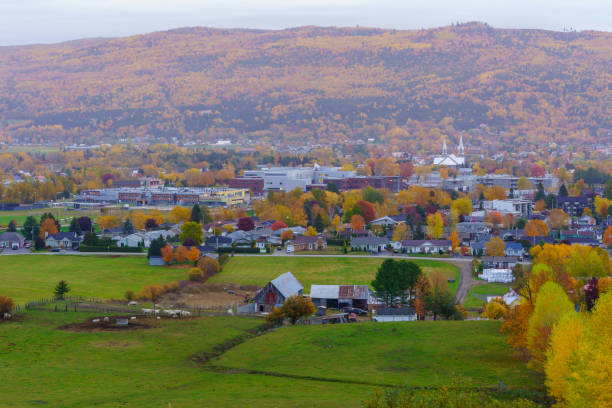 istock Autumn in Baie-Saint-Paul 1221520619
