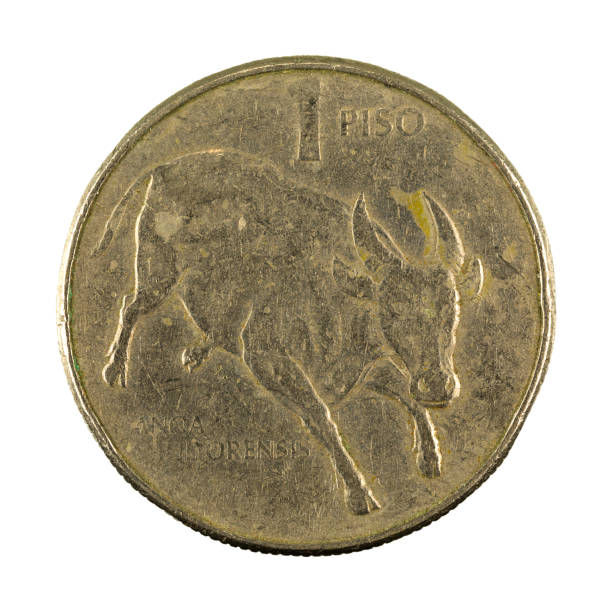 istock 1 philippine peso coin (1985) reverse isolated on white background 1221548583
