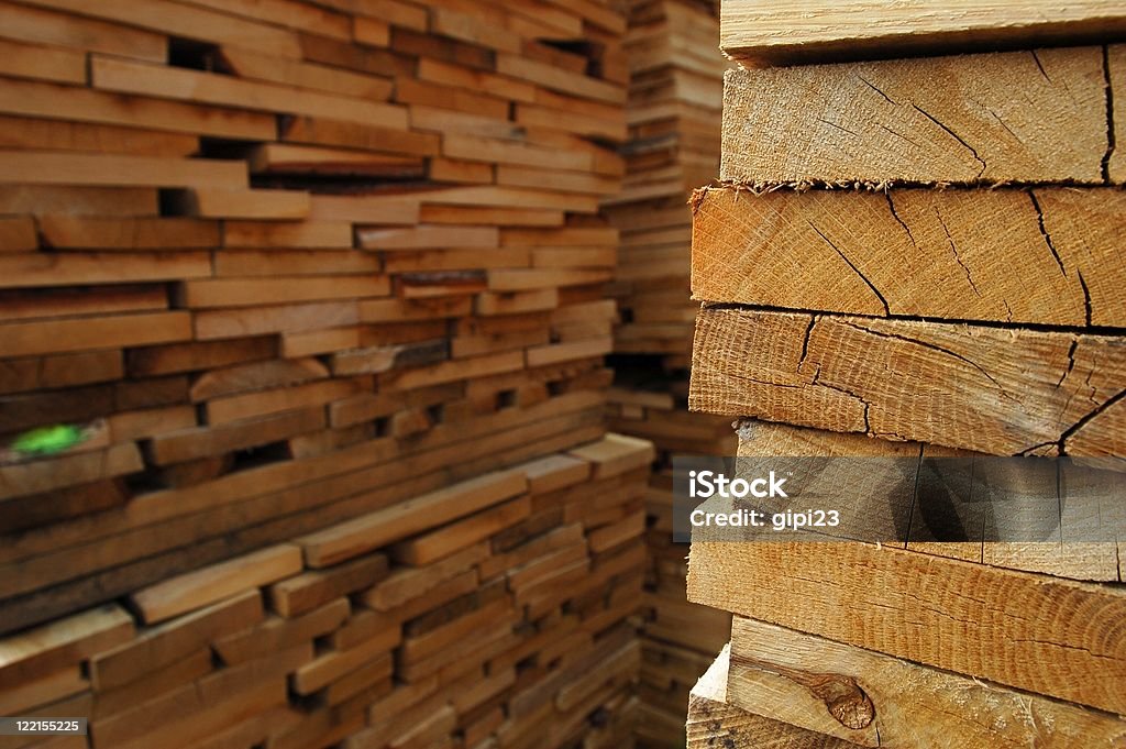 Pranchas de madeira - Foto de stock de Depósito de Madeira royalty-free