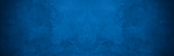 la textura del patrón de pared antiguo cemento azul oscuro oscuro color azul abstracto diseño de color son claros con fondo degradado negro. - azul fotografías e imágenes de stock
