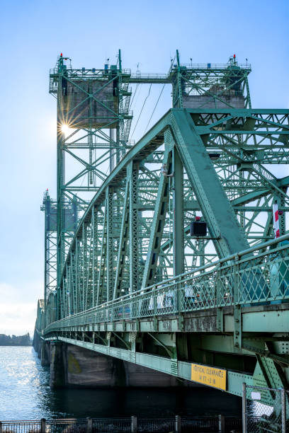 istock Sectional drawbridge Columbia River Interstate Bridge with towers and balances and separation of flows of traffic 1221582589