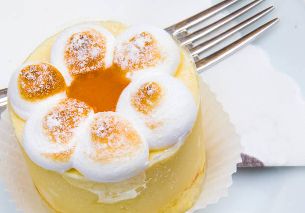 semifreddo mouse with meringue, peach ice cream and apricot jam