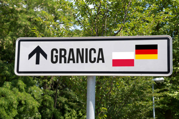 istock A sign and border between Poland and Germany 1221601904