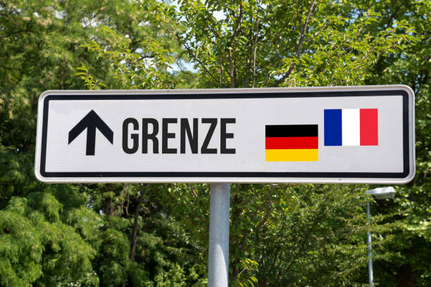 istock A sign and border between Germany and France 1221601940