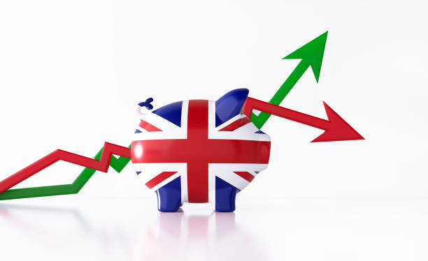 piggy bank textured con bandiera britannica seduta davanti a frecce rosse e verdi su sfondo bianco - british flag currency banking uk foto e immagini stock