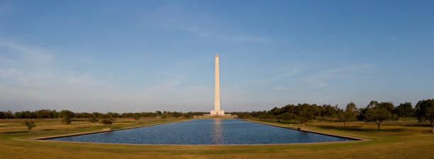 istock San Jacinto Monument - Day Pano wide 122162710