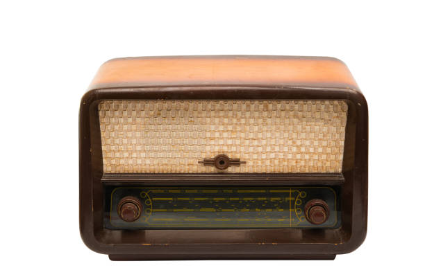 istock retro radio isolated 1221659252
