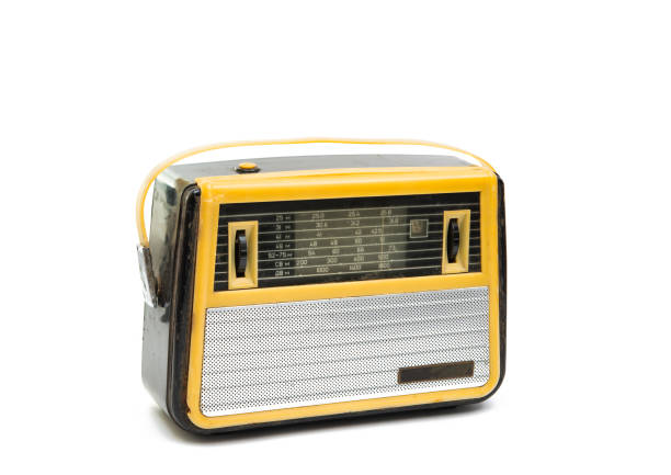 istock retro radio isolated 1221661715