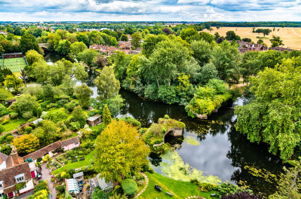 istock Ruined bridge across the Avon river in Warwick, England 1221720843