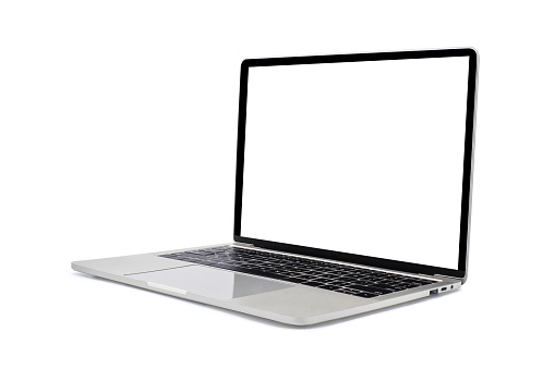 Vista lateral del ordenador portátil abierto. Diseño delgado de borde delgado moderno. Pantalla blanca en blanco para maqueta y cuerpo de material de aluminio gris metal aislado sobre fondo blanco con trazado de recorte. photo