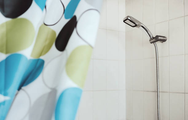 istock retro bathroom 1221736912