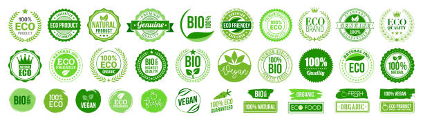 illustrazioni stock, clip art, cartoni animati e icone di tendenza di etichette alimentari biologiche. logo dei prodotti freschi naturali. ecologia azienda agricola bio alimenti vettori verdi distintivi premium - vegan food food vegetable vegetarian food