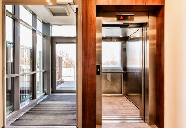 istock Full length view of elevator in condominium 1221792770