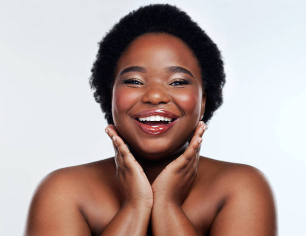 istock Be good to your skin and it'll glow 1221804020