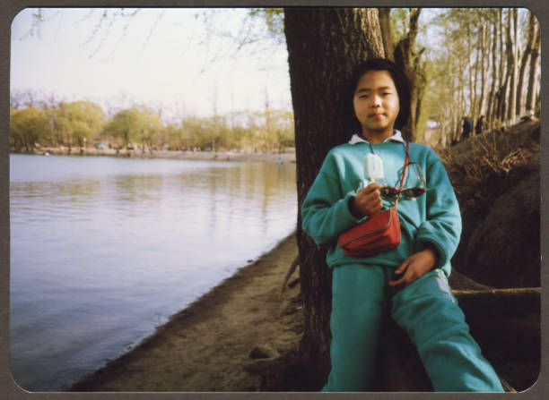 1980s China Little girl photos of real life 1980s China Little girl photos of real life 1980 1989 photos stock pictures, royalty-free photos & images