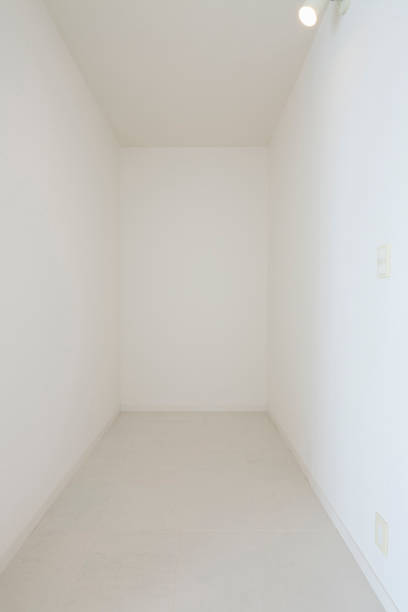 istock Living space with no furniture 1221822586