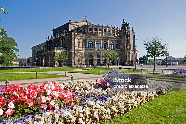 Słynny Semperoper W Dreźnie - zdjęcia stockowe i więcej obrazów Drezno - Niemcy - Drezno - Niemcy, Stare Miasto, Architektura